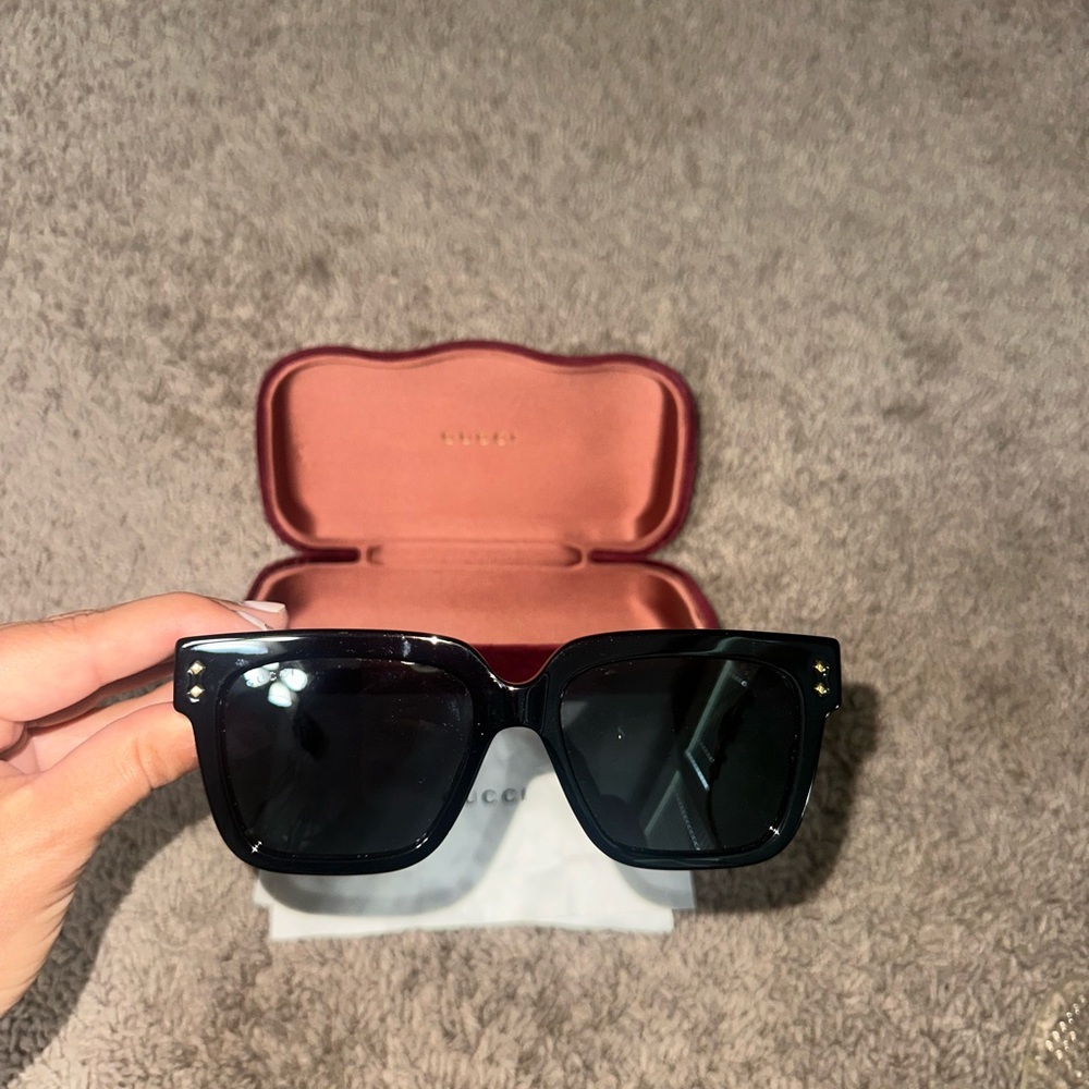 Gucci Black Oversized Sunglasses